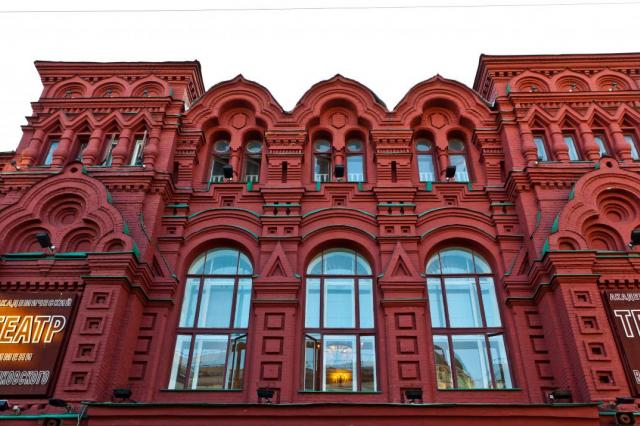 29 октября 2025 года Театру Маяковского исполняется 103 года, а историческому зданию Театра скоро 140 лет