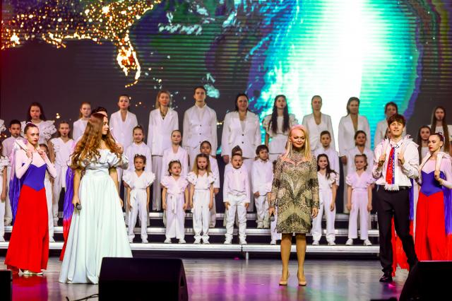Музыка и детские мечты: гала-концерт «Звездная страна» пройдет в «Москве»