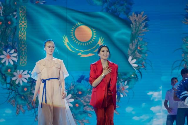 Представительница Казахстана завоевала гран-при эстрадного конкурса на "Славянском базаре"
