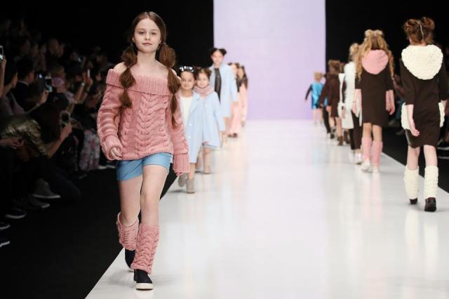 MERCEDES-BENZ FASHION WEEK RUSSIA Коллекция L’EREDE часть 2