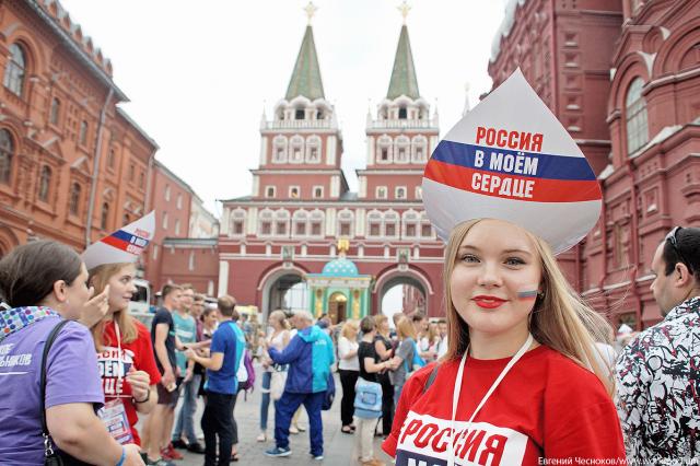 Концерт «Россия в моём сердце» прошёл на Манежной площади