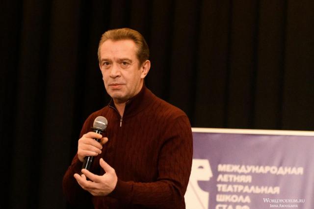 В календаре появится новый профессиональный праздник – День артиста