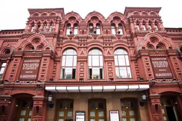 Театр Маяковского продолжает акцию «Молодым - дорога в театр»