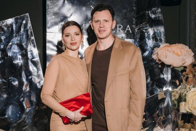 «Ты прекрасна» Lumisfera и Флаувау 