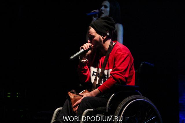Рем Дигга презентовал альбом "Черника и циклоп" в Москве