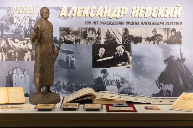 Обновленная выставка «Легенды советского кино» открылась в Музее Победы