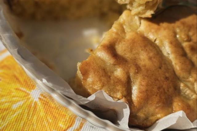 Постная шарлотка с яблоками по рецепту Наталии Антоновой