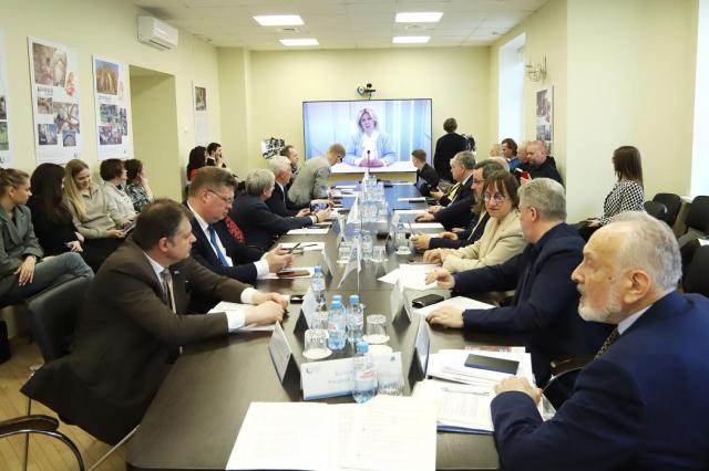 На Международном форуме «Дух Эльбы» принято решение о создании движения потомков участников встречи на Эльбе