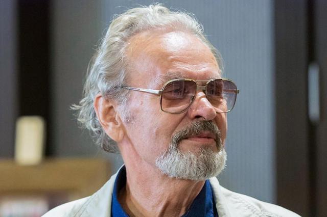 В Петербурге на 83-м году жизни умер режиссер Эрнест Ясан