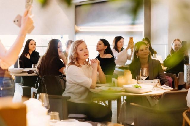 В Москве прошел бранч «Бриллиантовое настроение»: Grand Ava Bistro × Lumisfera