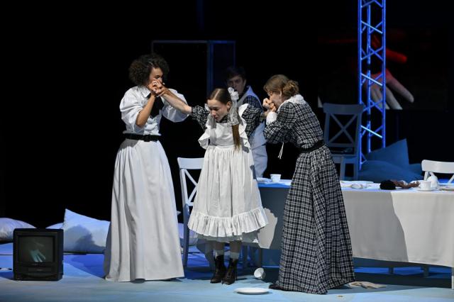 В Театре Наций покажут лучшие спектакли  из малых городов России