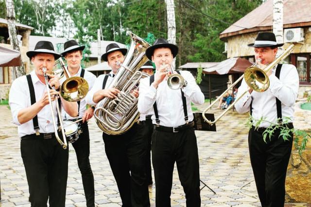 Выступление Fortuna Brass Band в рамках Фестиваля духовых оркестров на ВДНХ