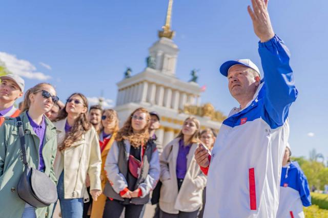 Кинопоказы, экскурсии, мастер-классы и концерт пройдут на ВДНХ ко Дню России