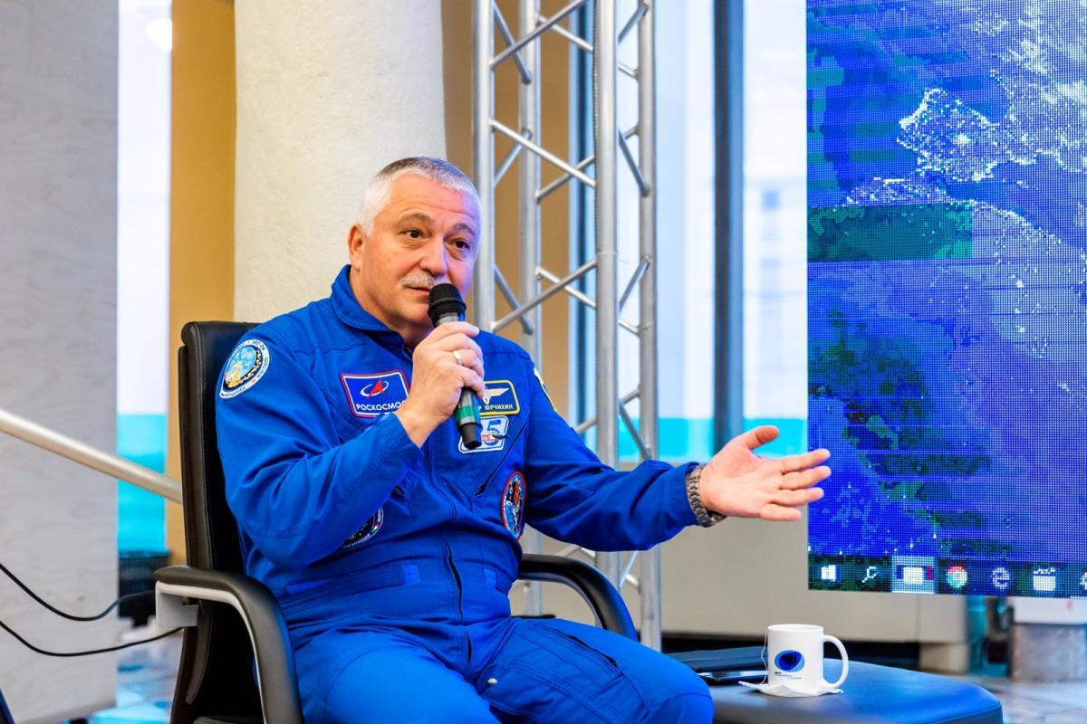 ВДНХ проведет первый прямой эфир с космонавтом