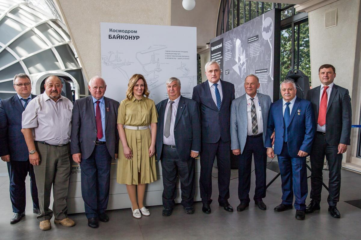 В центре «Космонавтика и авиация» на ВДНХ открылась тематическая зона о космодроме Байконур