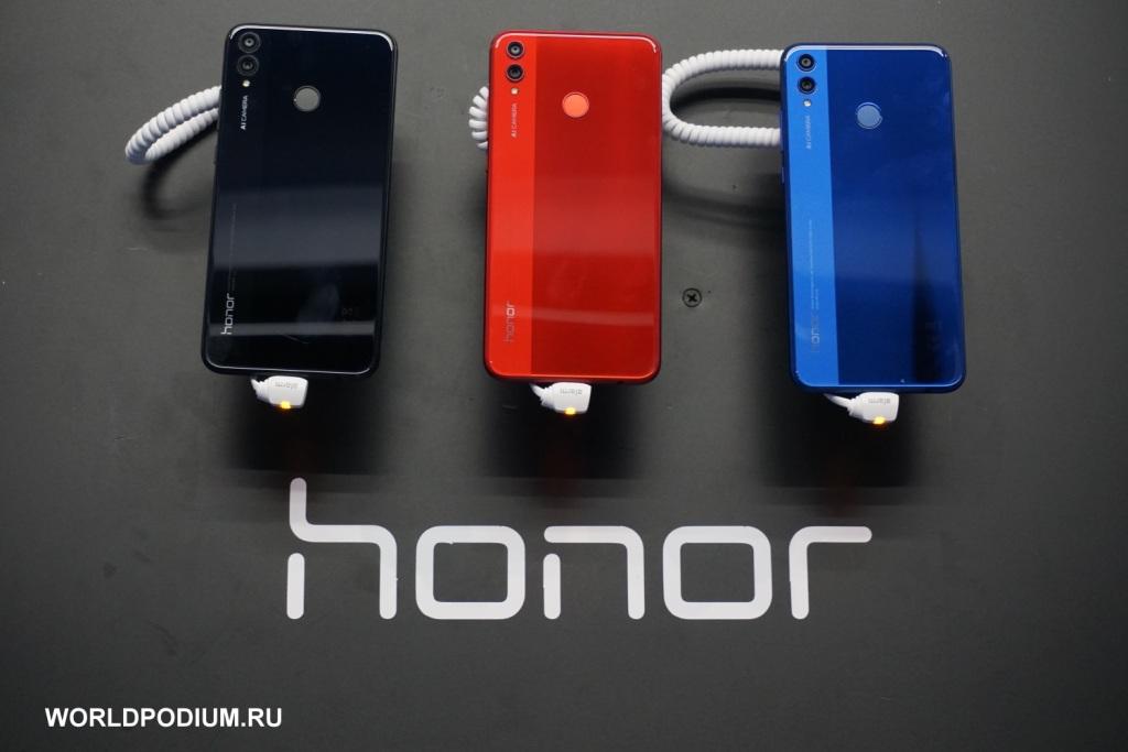 Honor представил доступный смартфон Honor 8X с премиальными функциями