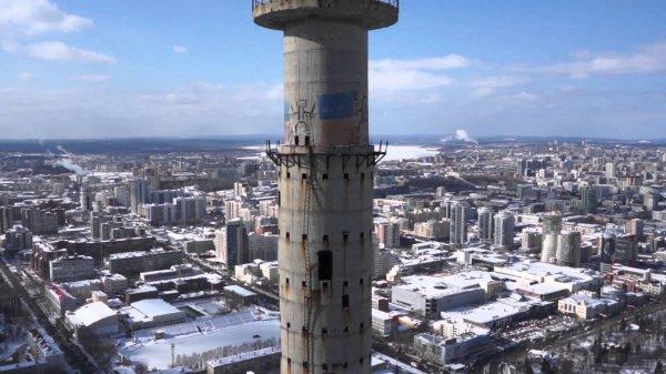 Кадры взрыва телебашни в Екатеринбурге попали в Сеть 