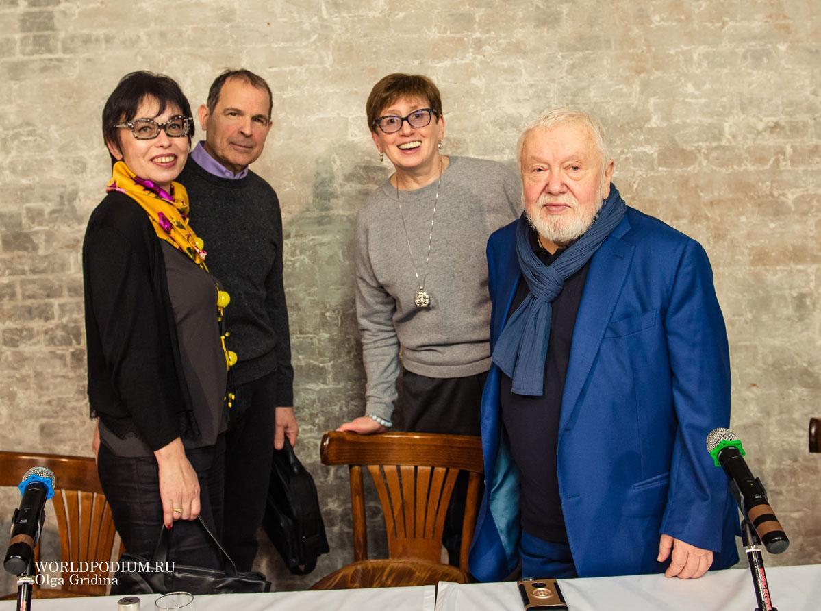Коллектив Института современного искусства скорбит в связи с уходом из жизни Сергея Александровича Соловьева