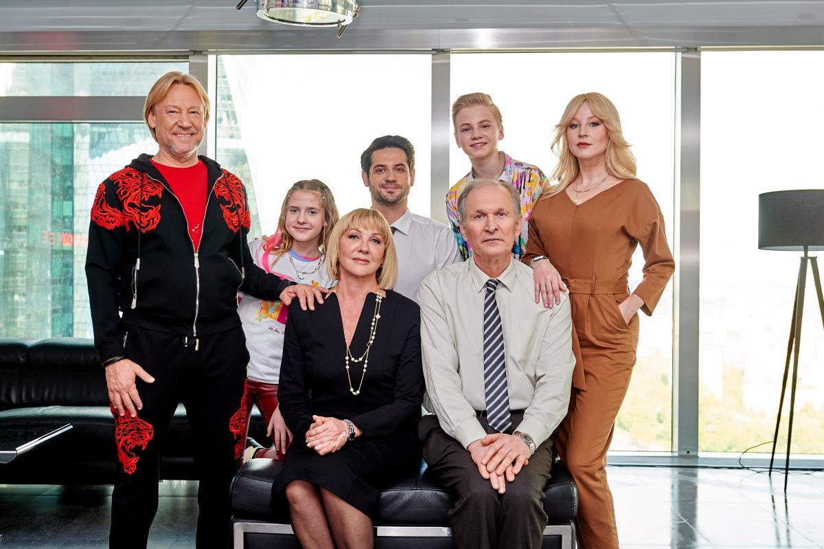 Премьера на телеканале «Россия»! Фёдор Добронравов, Елена Яковлева, Дмитрий Харатьян и Ольга Медынич в семейной комедии «Мастодонт»