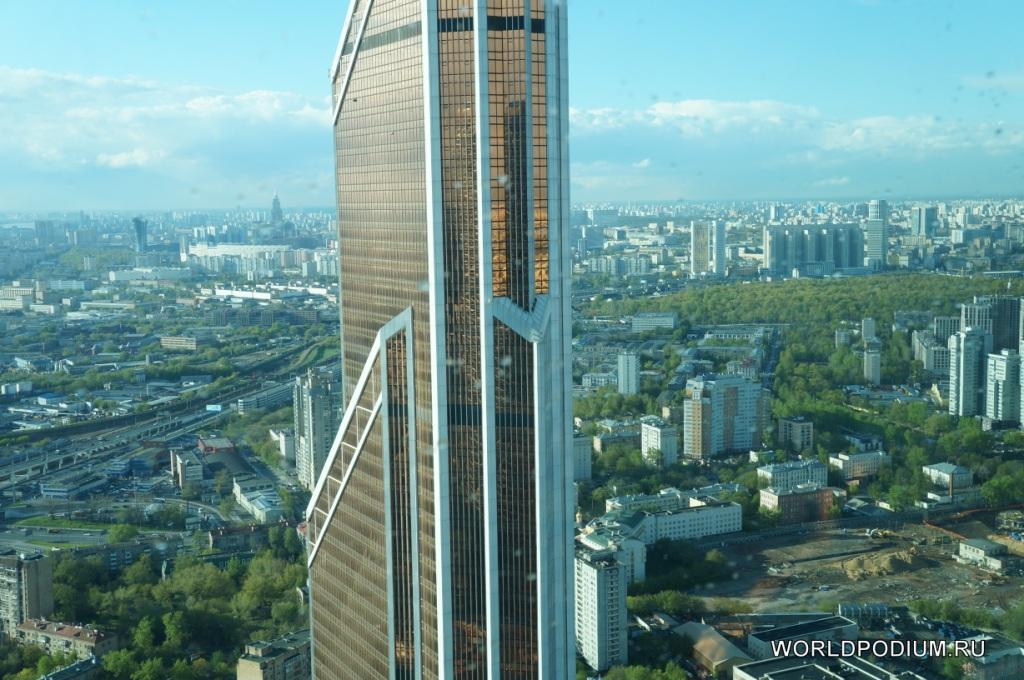 Смотровая площадка в башне «Империя» Москва-Сити: «Ближе к небу! Ближе к солнцу!»
