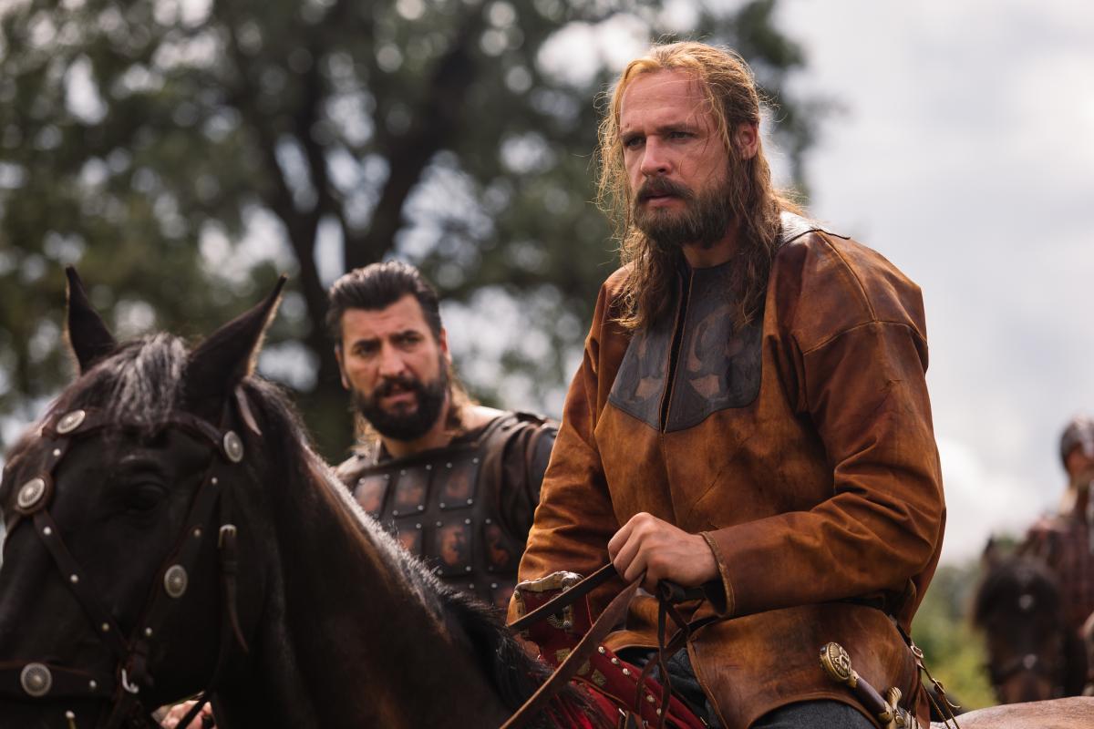 Премьера на телеканале «Россия»: Александр Голубев, Александр Устюгов, Аглая Шиловская, Александр Балуев, Сергей Безруков и другие актёры в исторической драме «Князь Андрей» 