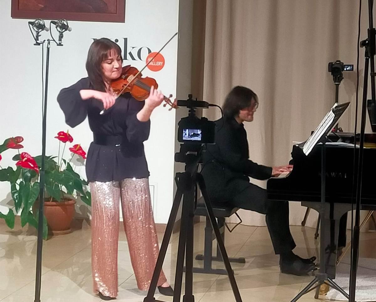 Концерт «Сад Арлекина» Елена Ревич (скрипка) и Юрий Панов (фортепиано).