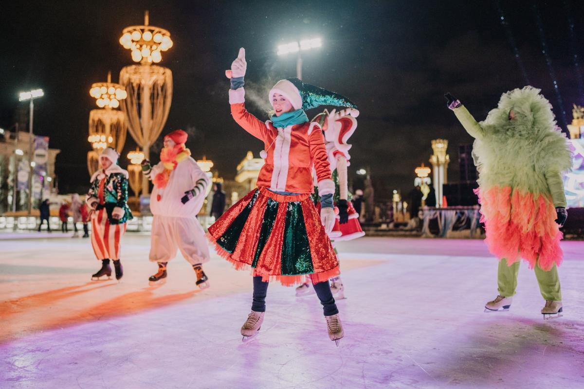 Ледовые шоу и праздничный концерт: программа новогодней ночи на ВДНХ