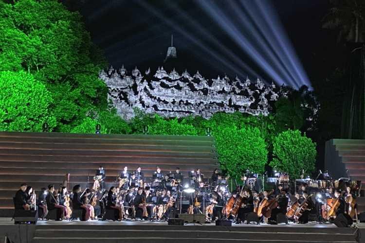  Российские музыканты приняли участие в концерте симфонического оркестра «Группы двадцати» в Индонезии