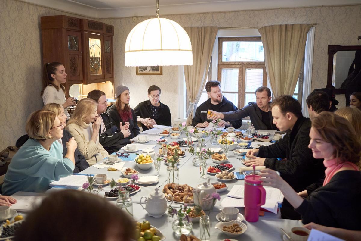 Дарья Урсуляк сыграет Каренину, а Макар Запорожский – Вронского: в Театре Маяковского началась работа над спектаклем «Каренина. Том второй» Л.Н.Толстого в постановке художественного руководителя Егора Перегудова