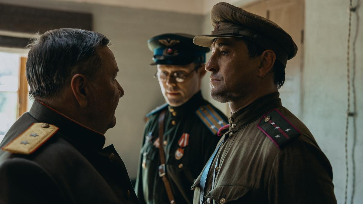 Черная луна «Августа»: премьера клипа