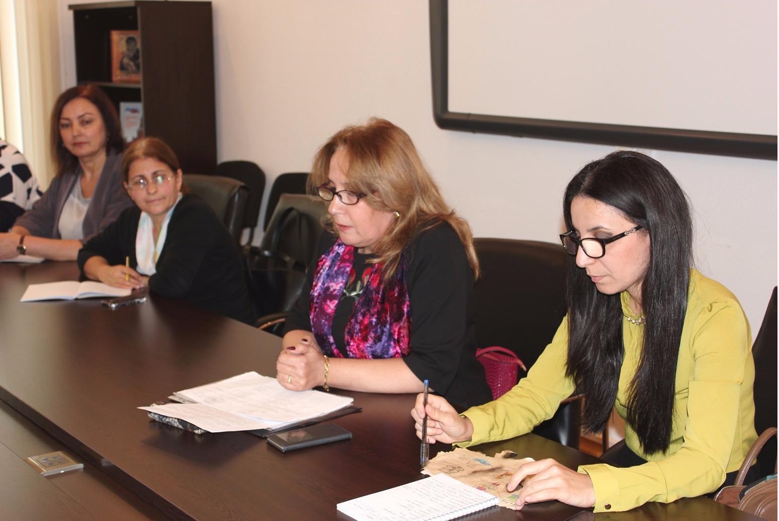 В Баку состоялось очередное заседание Методического центра русского языка при РИКЦ