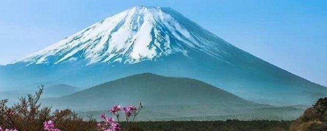 Учёные нашли подземную связь между двумя вулканами