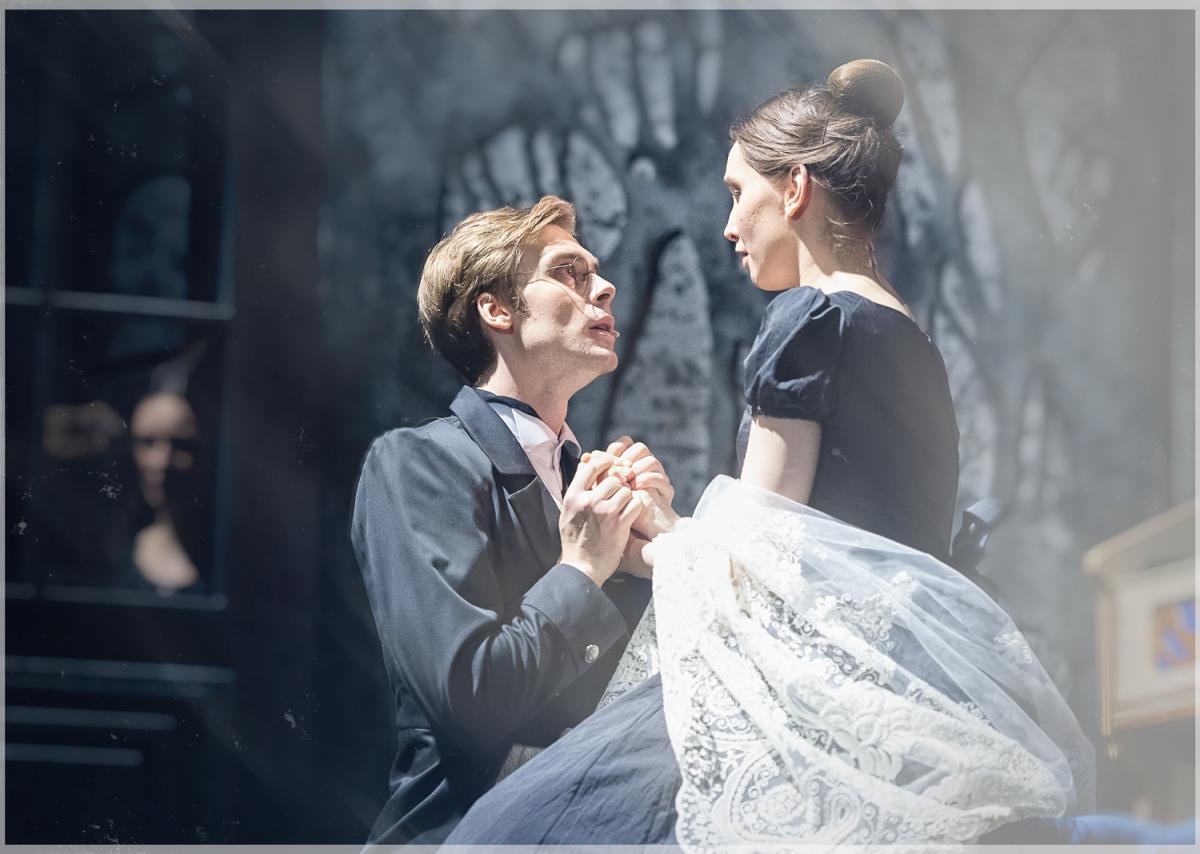  «Театр Терезы Дуровой» представил премьеру музыкально-драматического спектакля «Дубровский»