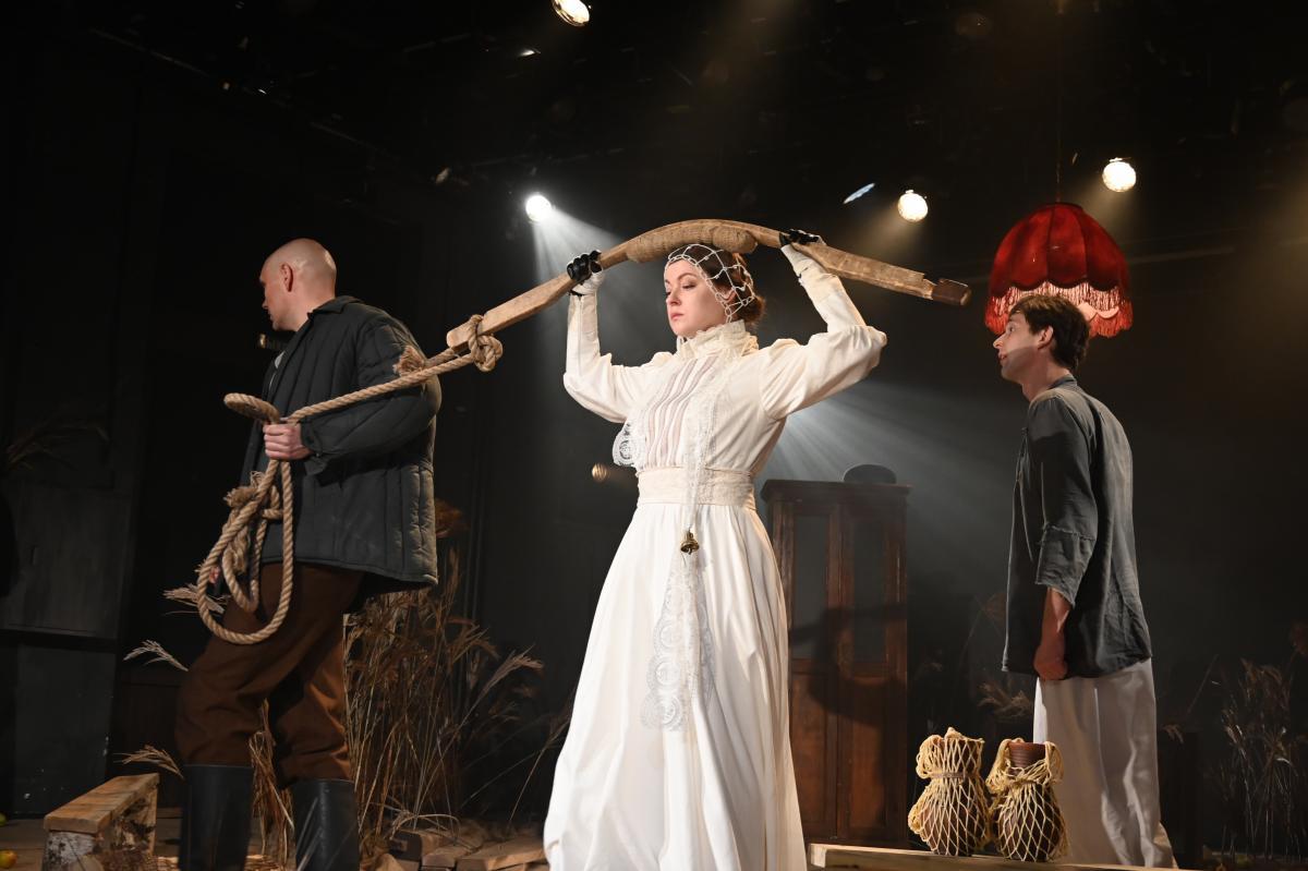 Премьера спектакля «Корова» в Театре на Таганке