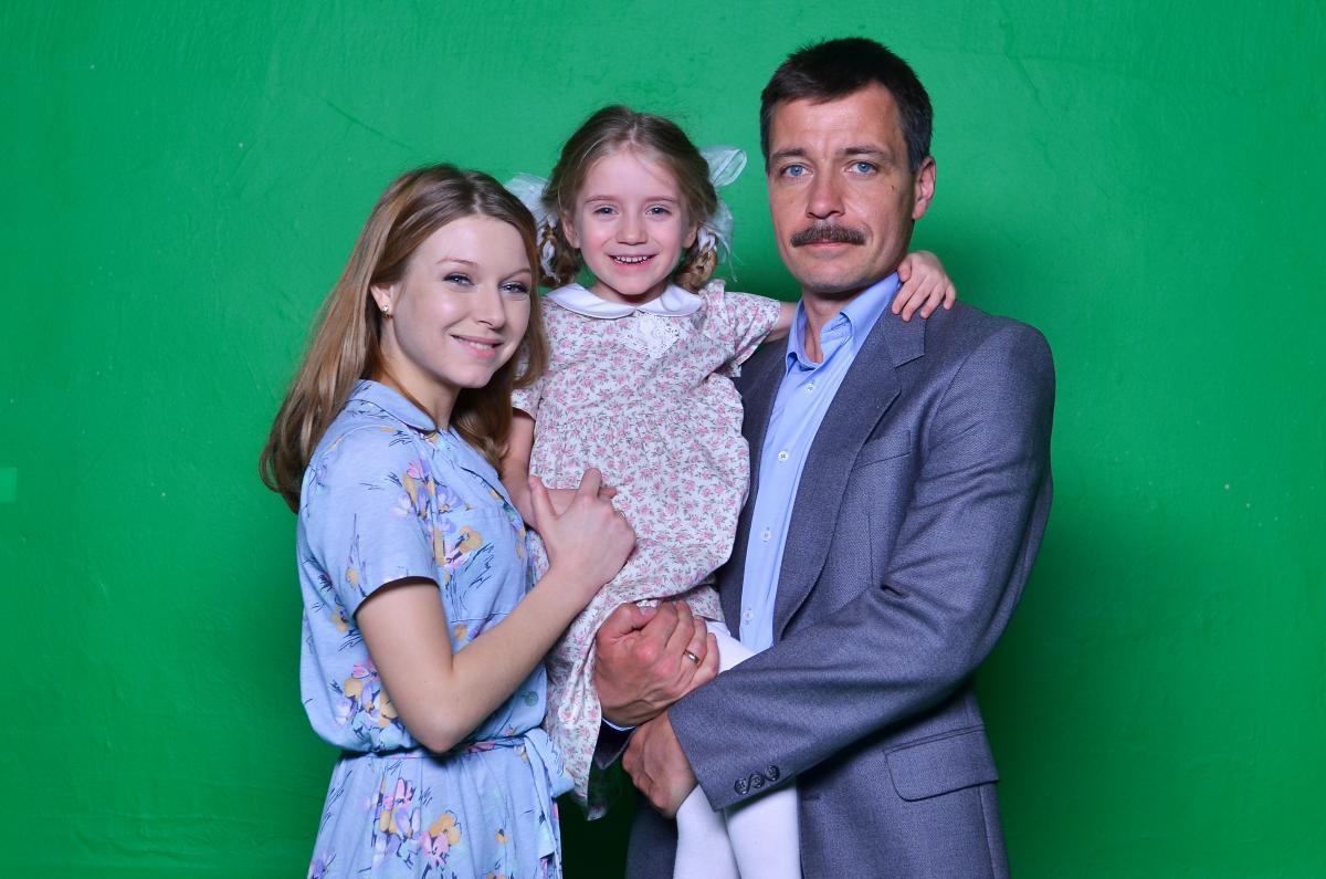 Татьяна Чердынцева, Юрий Беляев, Кирилл Гребенщиков, Екатерина Вилкова в многосерийном фильме «Ученица Мессинга» на Первом канале 