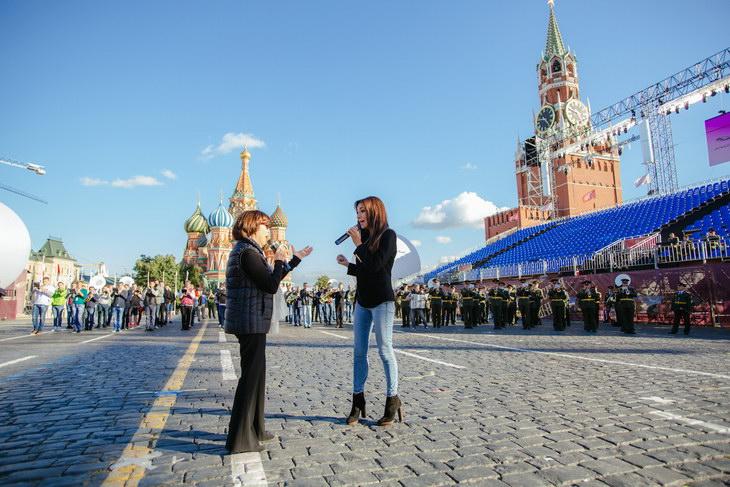 Мирей Матьё и Зара споют дуэтом на Красной площади