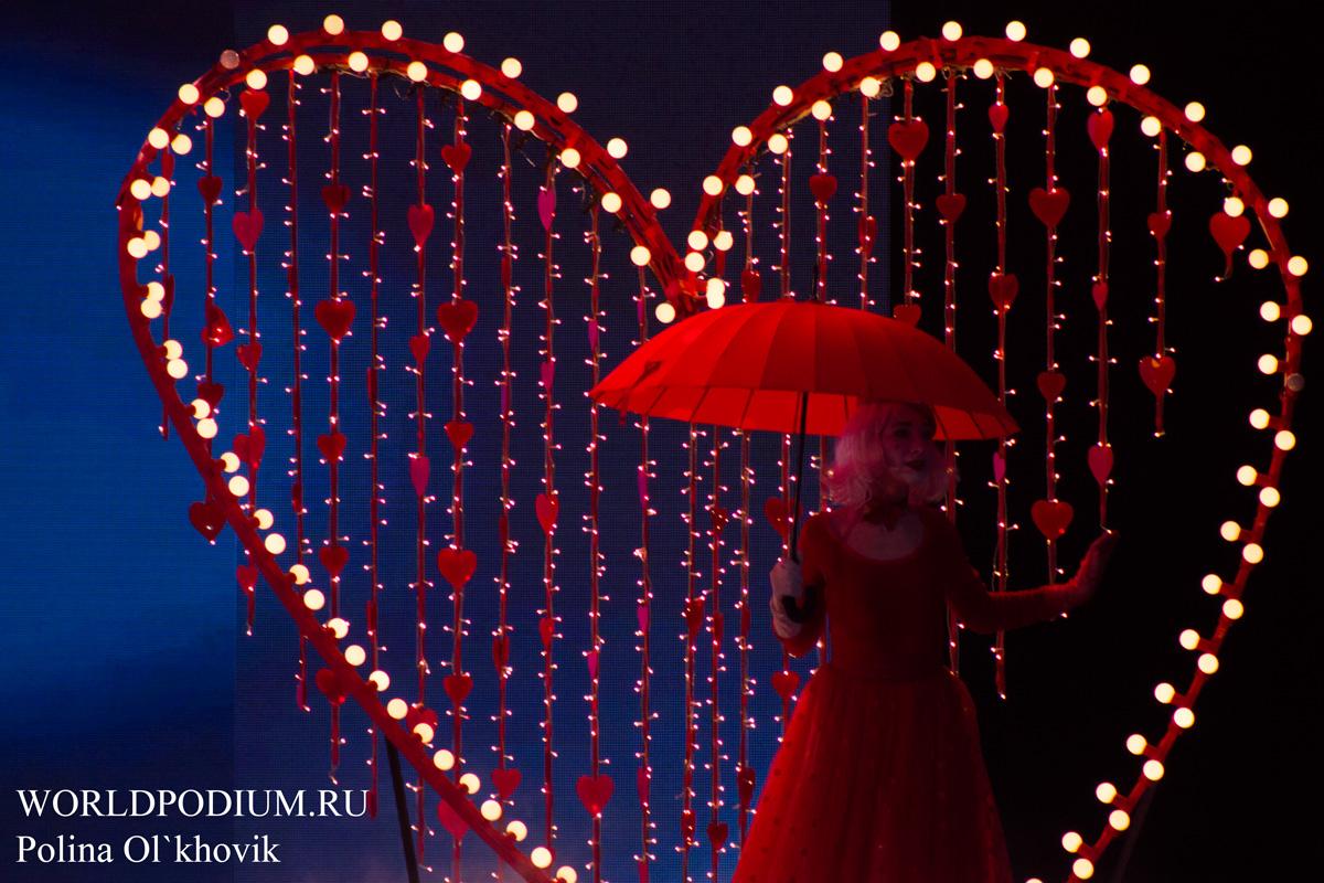 Кремлевский Дворец с размахом отметил День влюблённых 