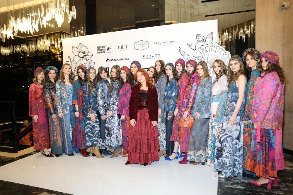 Русские былины на подиуме: дефиле коллекции «Садко» от бренда «Душегрея» покорило гостей премии «Прорыв года» журнала Moda Topical