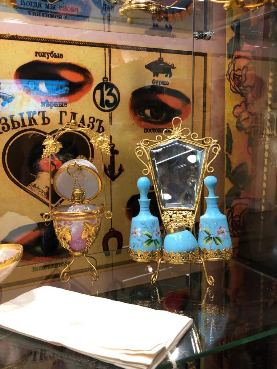 Выставка «Слава и величие парфюмеров царской России - поставщиков высочайшего двора»