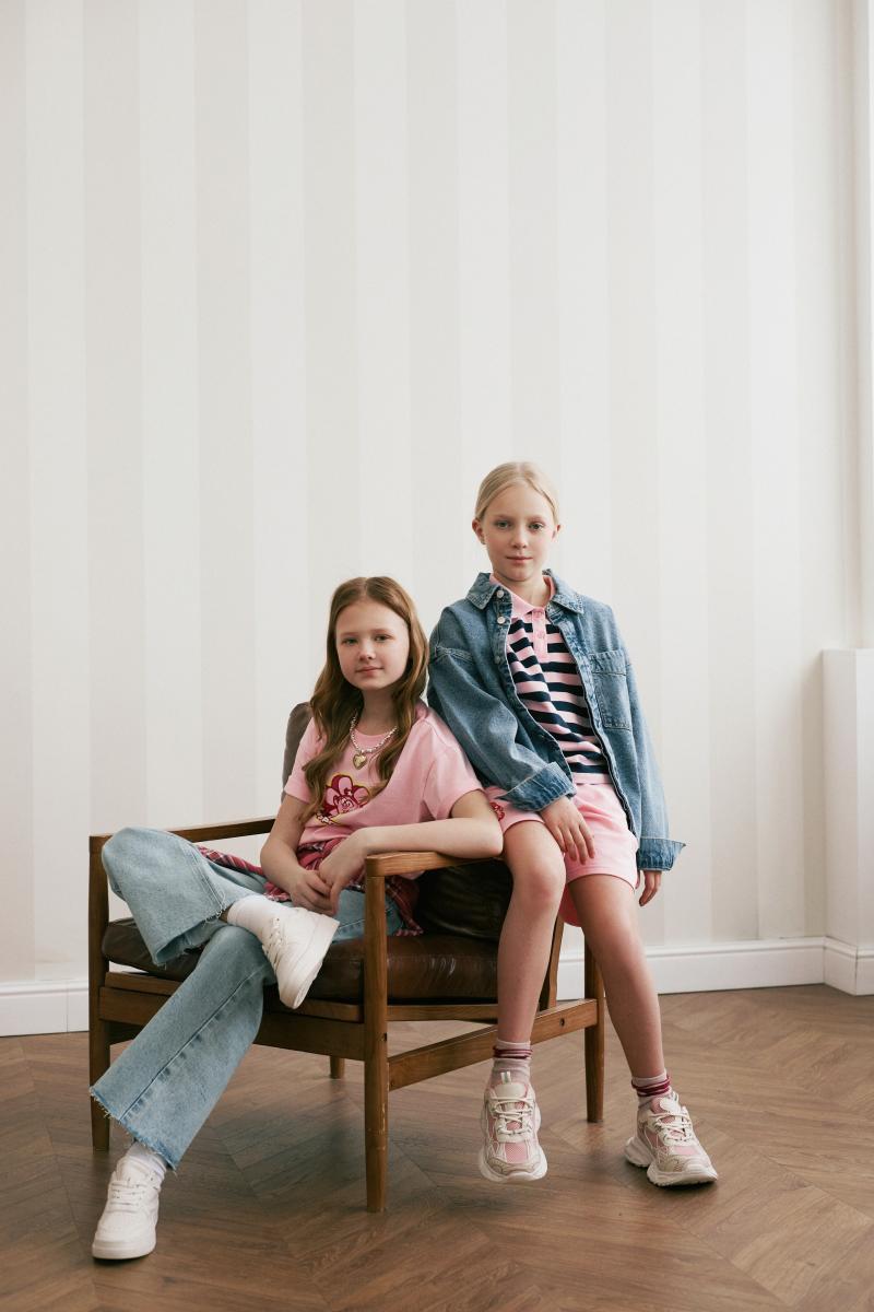 Детский casual: RE запускает коллаборацию со «Смешариками»