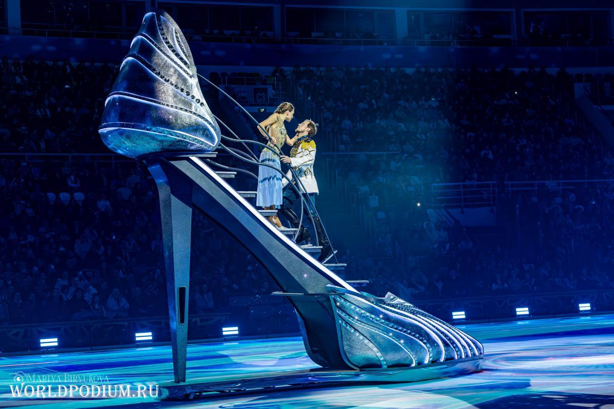 Масштабная премьера блокбастера на льду Татьяны Навки «Золушка»: «Если веришь, всё возможно!»