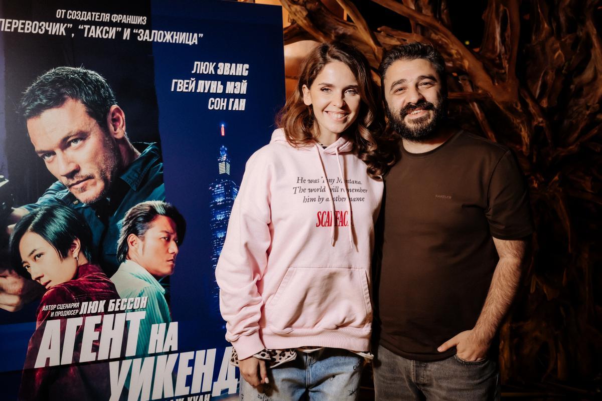 В кинотеатре «Москва» состоялась светская премьера фильма «Агент на уикенд»!