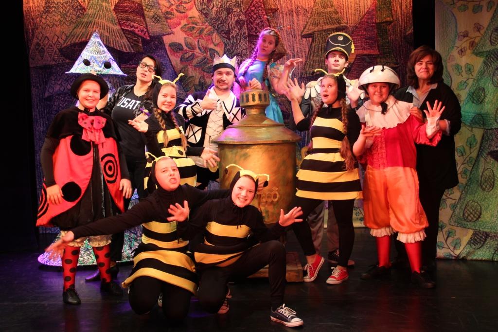 «Пчелиная история» в Детском музыкальном театре юного актера