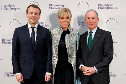 Жена президента Франции попала в десятку самых стильных женщин года
