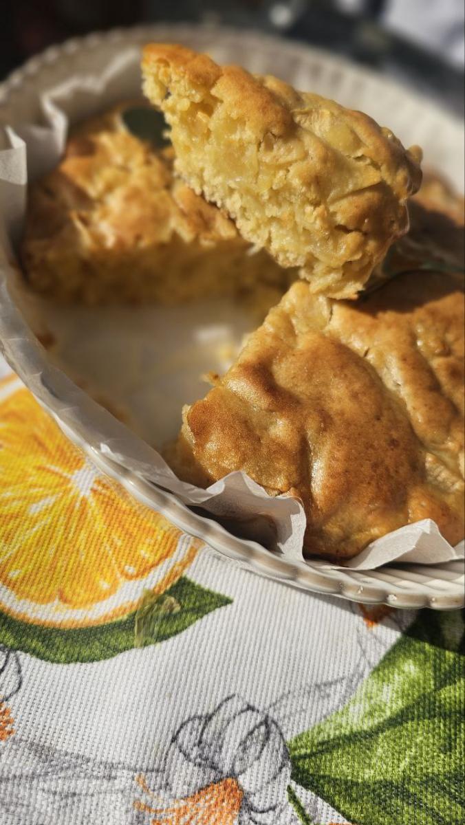 Постная шарлотка с яблоками по рецепту Наталии Антоновой