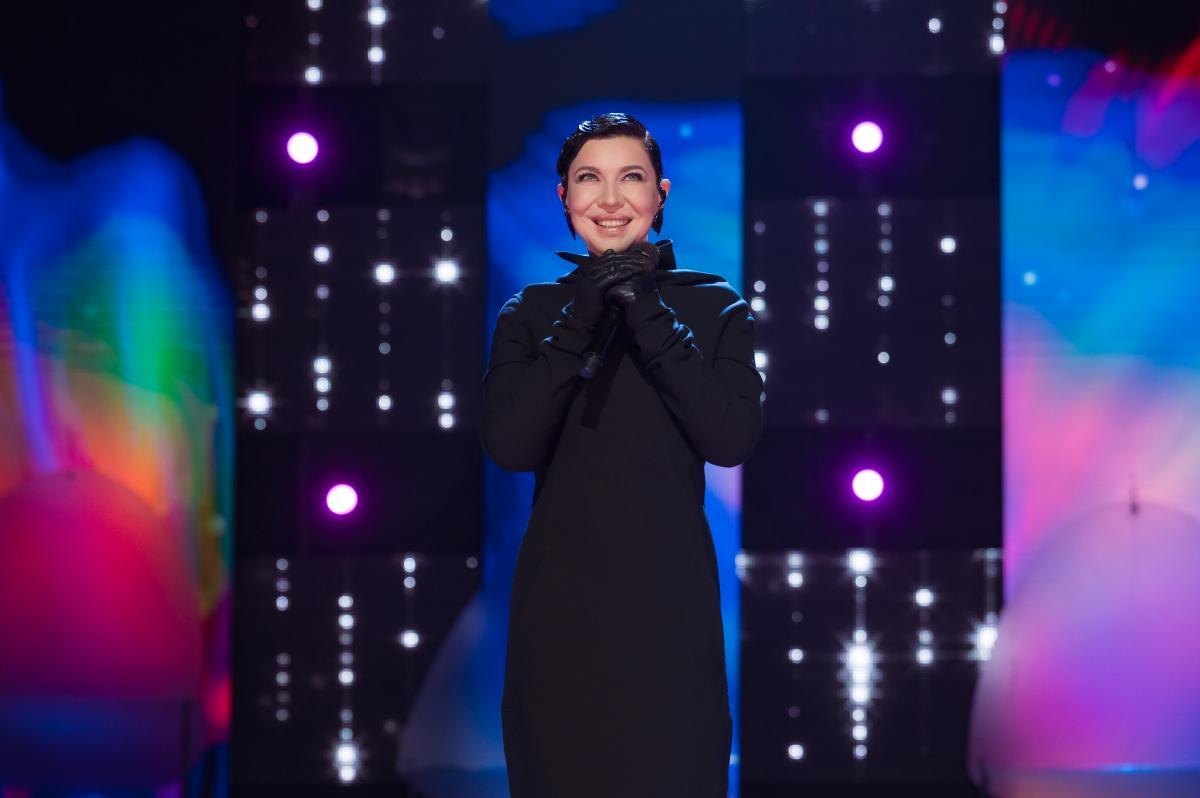 Певица Ёлка – гостья третьего выпуска нового сезона шоу «Ну-ка, все вместе! Хором!»