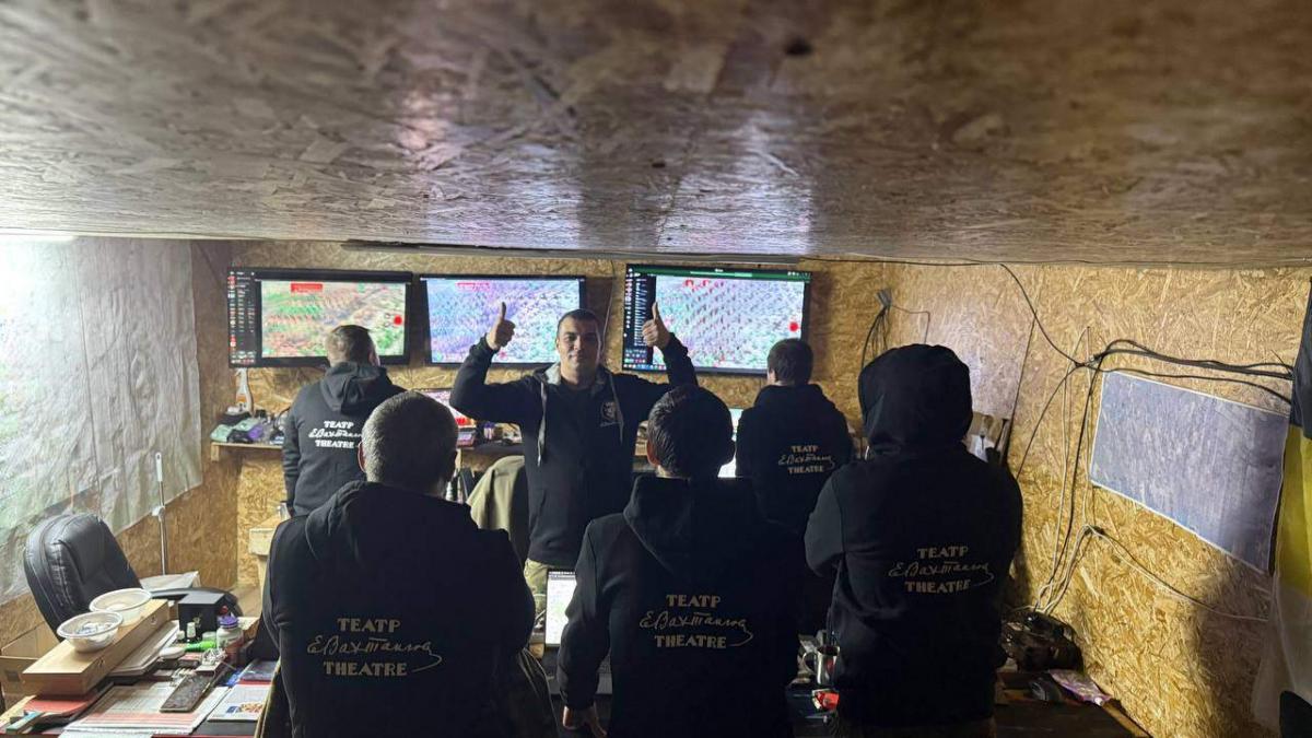 Театр Вахтангова помогает участникам СВО