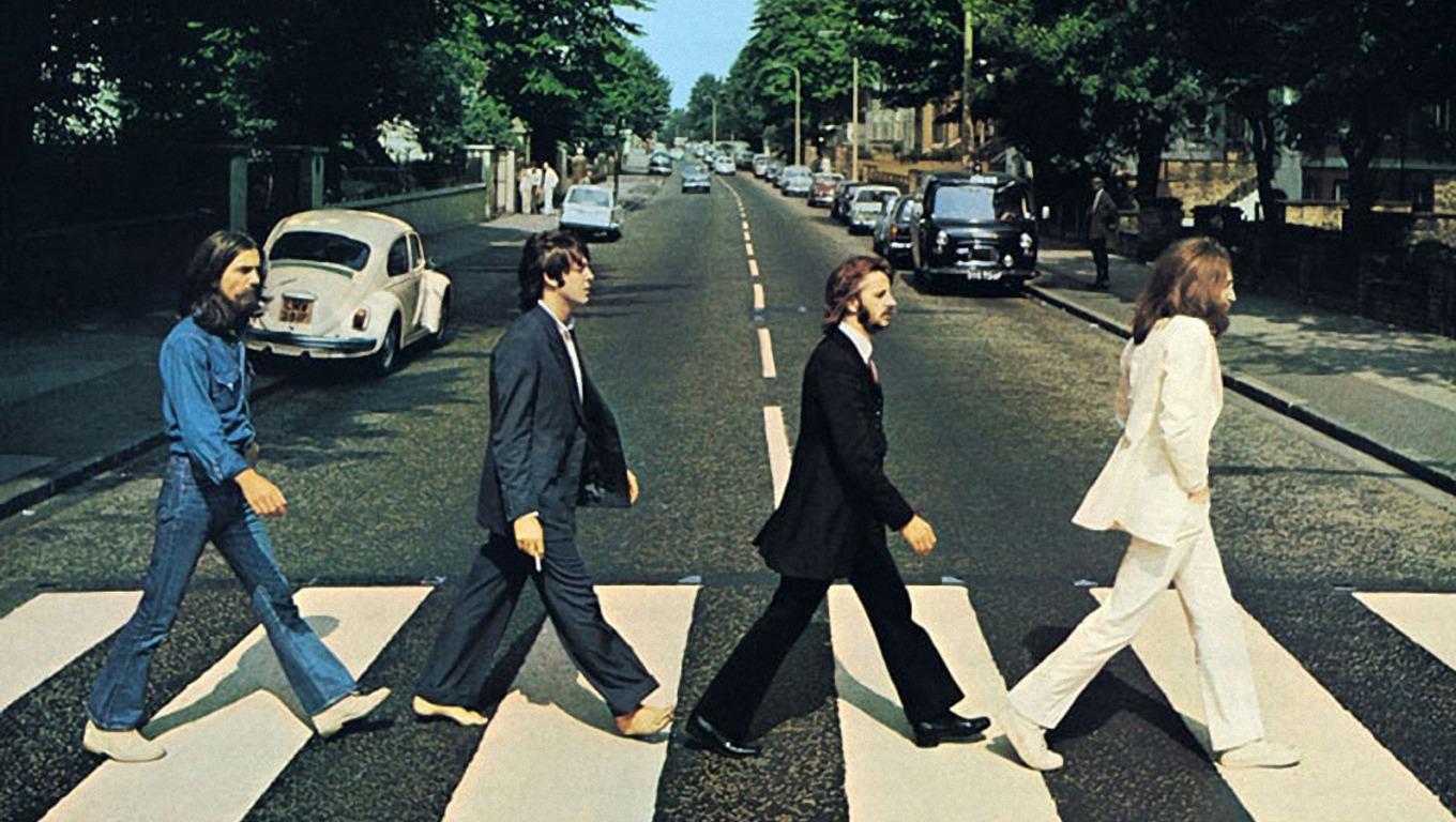 Неизвестные фотографии Beatles продадут с молотка