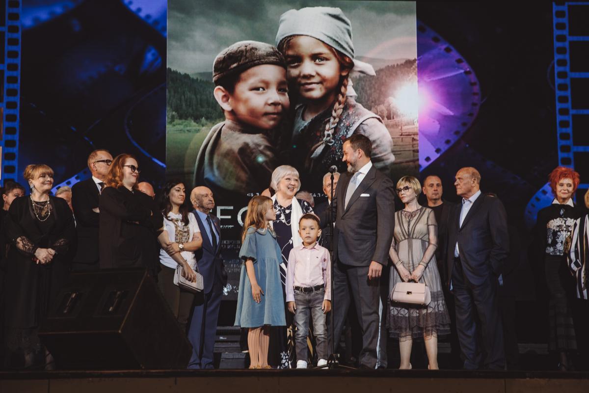 Премьера фильма  Александра Галибина «Сестрёнка» состоялась на открытии кинофестиваля «Виват, кино России!» 