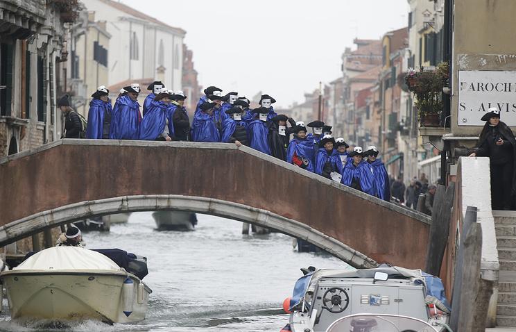 В Венеции стартовал традиционный карнавал